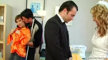 A Very Golden Bridal Shower Screencap 11 on sinx.preview.netperv.com