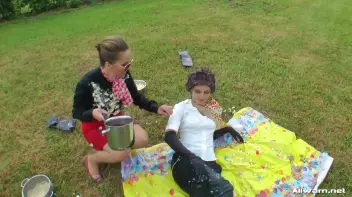 Messing Up A Perfectly Good Picnic Screencap 60 on sinx.preview.netperv.com