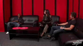 Interracially Double-Teamed Slut Screencap 1 on sinx.preview.netperv.com