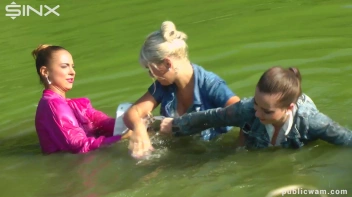 Catfighting Cuties Getting Wet And Messy Screencap 29 on sinx.preview.netperv.com