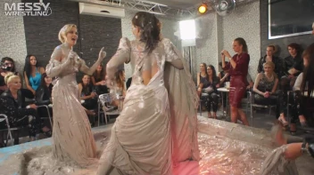 Muddy Wrestling: Bride Battle Screencap 24 on sinx.preview.netperv.com