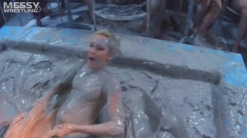 Muddy Wrestling: Bride Battle Screencap 31 on sinx.preview.netperv.com