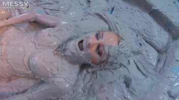 Muddy Wrestling: Bride Battle Screencap 62 on sinx.preview.netperv.com