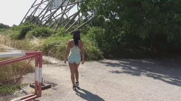 Notgeiler Perversling fickt Skatergirl in den Arsch Screencap 4 on sinx.preview.netperv.com