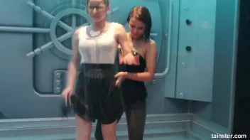 The best place for girls to get wet  Screencap 19 on sinx.preview.netperv.com