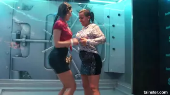 The best place for girls to get wet  Screencap 54 on sinx.preview.netperv.com