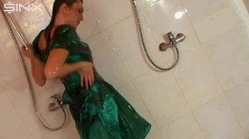 Sexy Babe In Satin Drenches Herself In Oil Screencap 64 on sinx.preview.netperv.com