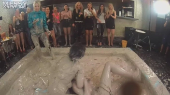 Messy Wrestling: Casual Splat and Catfight To Get To Those Huge Titties! Screencap 63 on sinx.preview.netperv.com