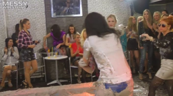 Messy Wrestling: Casual Splat and Catfight To Get To Those Huge Titties! Screencap 7 on sinx.preview.netperv.com