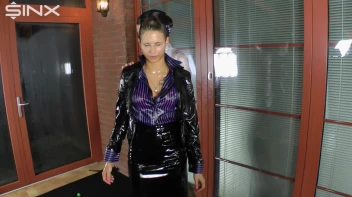 Wet And Messy Girls Oil Each Other Up Screencap 51 on sinx.preview.netperv.com