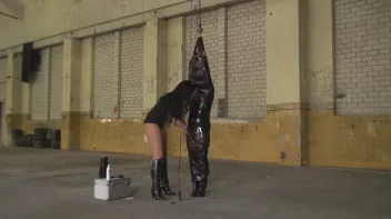 In Folie fixiert und die Nippelgefoltert mit Nadeln Screencap 38 on sinx.preview.netperv.com