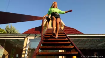 An Angel Appears Overhead Screencap 25 on sinx.preview.netperv.com