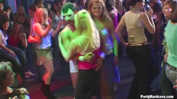 Party Hardcore Vol. 86 Part 3 - Cam 2 Screencap 47 on sinx.preview.netperv.com