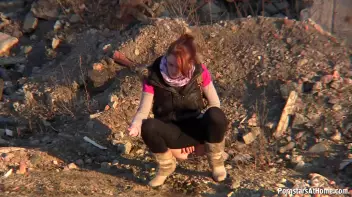 Roadside Piss and Pussy Play Screencap 60 on sinx.preview.netperv.com
