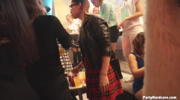 Party Hardcore Gone Crazy Vol. 32 Part 5 - Cam 2 Screencap 12 on sinx.preview.netperv.com