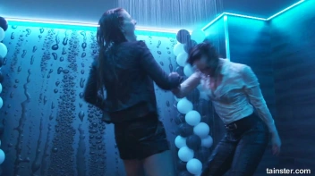 The Wetlook Vibe Is Very Alive! Screencap 80 on sinx.preview.netperv.com