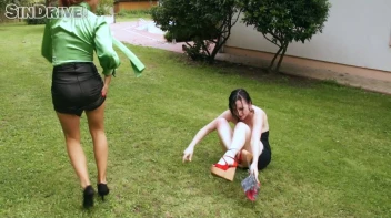 Pretty Pantiless Peeing Babes In The Park Screencap 73 on sinx.preview.netperv.com