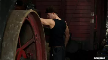 All Aboard The Bi Express Part 1 Screencap 2 on sinx.preview.netperv.com