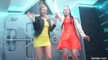 Sexy ladies getting wetter and wetter Screencap 36 on sinx.preview.netperv.com