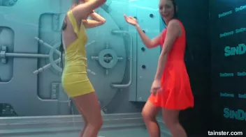 Sexy ladies getting wetter and wetter Screencap 43 on sinx.preview.netperv.com