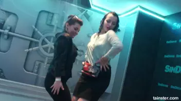 Sexy ladies getting wetter and wetter Screencap 46 on sinx.preview.netperv.com