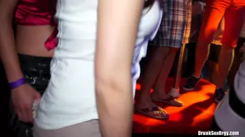 International Summer Lovin' Part 1 - Shower Cam Screencap 16 on sinx.preview.netperv.com