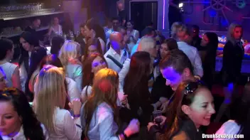 International Summer Lovin' Part 1 - Shower Cam Screencap 3 on sinx.preview.netperv.com