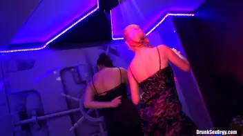 International Summer Lovin' Part 1 - Shower Cam Screencap 43 on sinx.preview.netperv.com