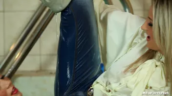 Ultimate Wetlook Sensuality Screencap 46 on sinx.preview.netperv.com