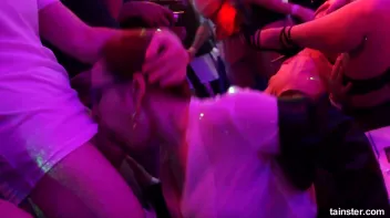 COCKS 'N' CLITS Construction Company Part 1 - Main Edit Screencap 34 on sinx.preview.netperv.com