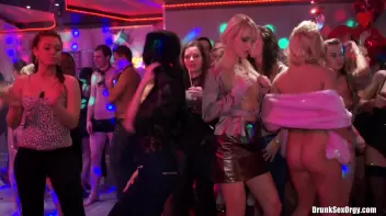 Valentine's Day Vaginas Part 6 - Cam 2 Screencap 81 on sinx.preview.netperv.com