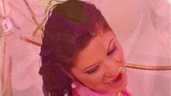 Sensual Shampoo In The Bath Screencap 51 on sinx.preview.netperv.com