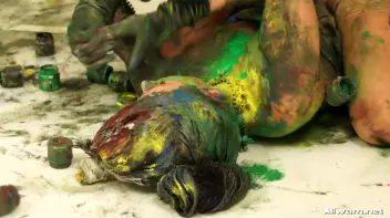Paint Me Pretty, Bitch Screencap 100 on sinx.preview.netperv.com