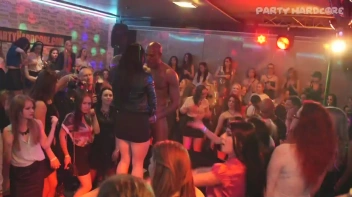Party Hardcore Gone Crazy Vol. 27 Part 2 - Cam 2 Screencap 106 on sinx.preview.netperv.com