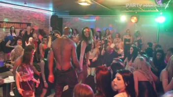 Party Hardcore Gone Crazy Vol. 27 Part 2 - Cam 2 Screencap 78 on sinx.preview.netperv.com