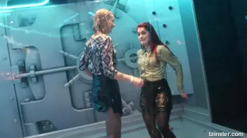 Soaking wet babes shaking their booties Screencap 9 on sinx.preview.netperv.com