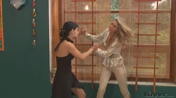 Eurobabe Wetlook Fantasy-Fight! Screencap 1 on sinx.preview.netperv.com