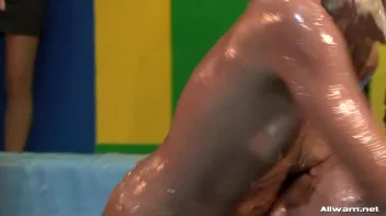 Glamorous Goo Girls Screencap 60 on sinx.preview.netperv.com