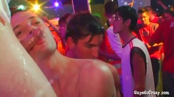 Head-To-Head Part 3 - Cam 1 Screencap 5 on sinx.preview.netperv.com