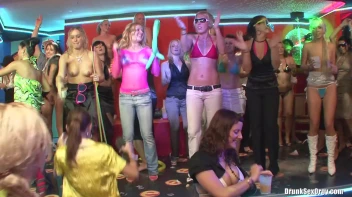 Bikini Beach Balls Part 5 - Main Edit Screencap 35 on sinx.preview.netperv.com