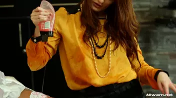 Wedding Day Full Body Shampoo Service Screencap 47 on sinx.preview.netperv.com