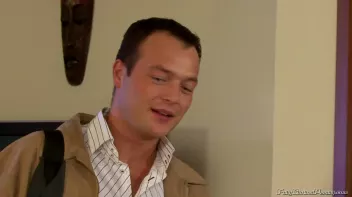 A Piss-Soaked English Lesson Screencap 44 on sinx.preview.netperv.com