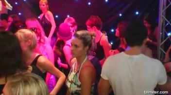 Blue Jean Babes Part 5 Cam 3 Screencap 27 on sinx.preview.netperv.com