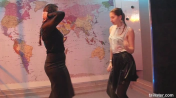 What a Wet and Wonderful World! Screencap 37 on sinx.preview.netperv.com