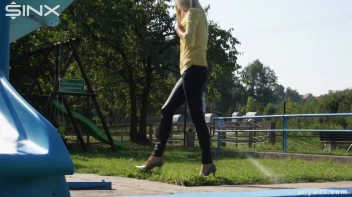 Sexy Blonde Swims And Splashes In Outdoor Pool Screencap 16 on sinx.preview.netperv.com