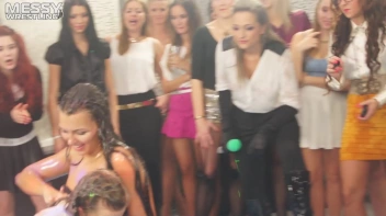 Messy Wrestling: Fuck Your French Braids And Face The Oily Rip And Smackdown! Cutie Vs. Beauty!!! Screencap 34 on sinx.preview.netperv.com