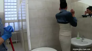 Full Service Bathroom Attendant Screencap 3 on sinx.preview.netperv.com