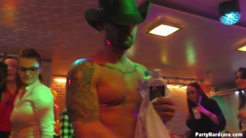 Party Hardcore Gone Crazy Vol. 40 Single Cut: Part 2 - Cam 3 Screencap 22 on sinx.preview.netperv.com