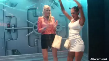 Badass Beauties Bring On The Shower Play Screencap 17 on sinx.preview.netperv.com