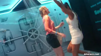 Badass Beauties Bring On The Shower Play Screencap 18 on sinx.preview.netperv.com